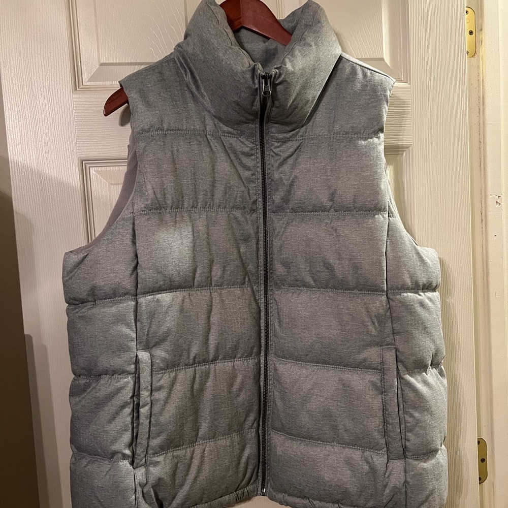 Old Navy Puffer Vest Size XXL